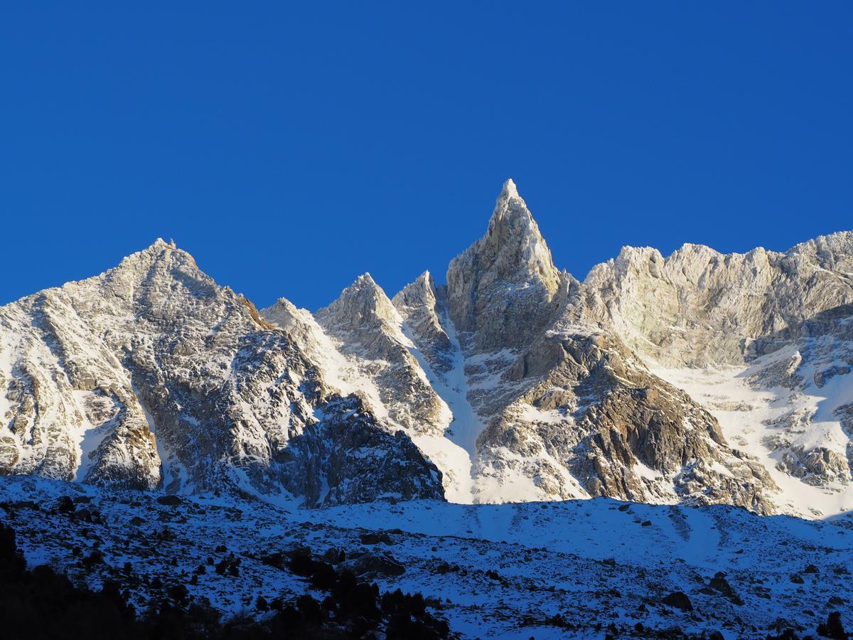 Aiguille De La Tza Hotell Arolla Eksteriør bilde